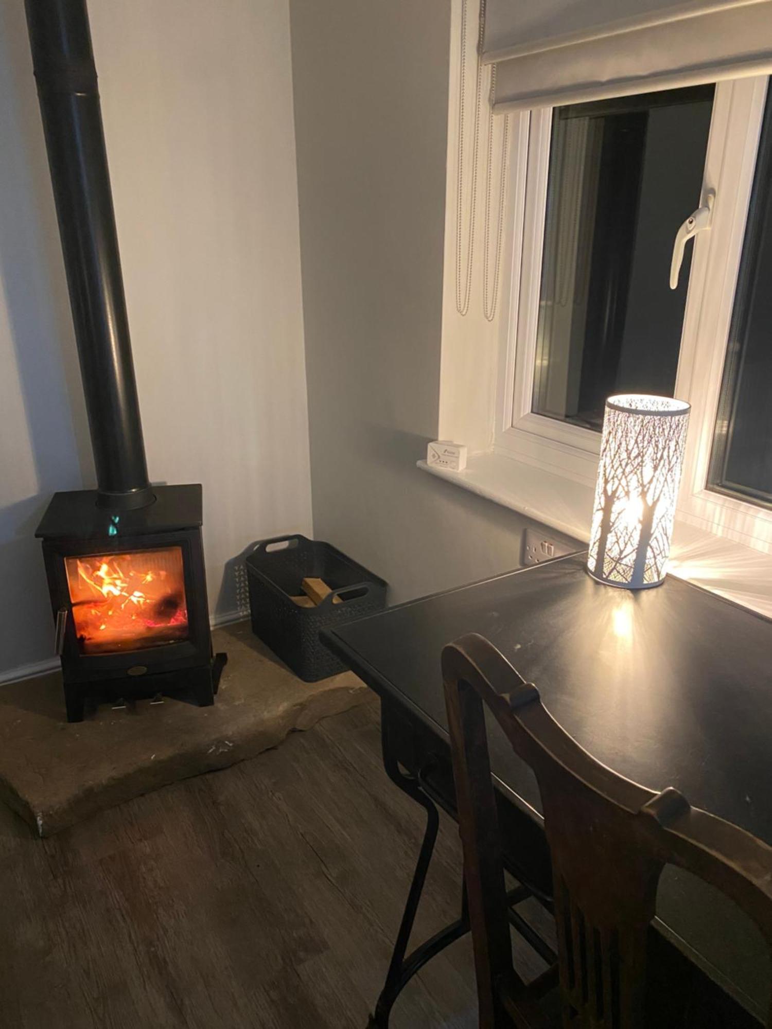 Spalding - Self Contained Studio Double - An Extra Single Bed Can Be Provided Exteriör bild
